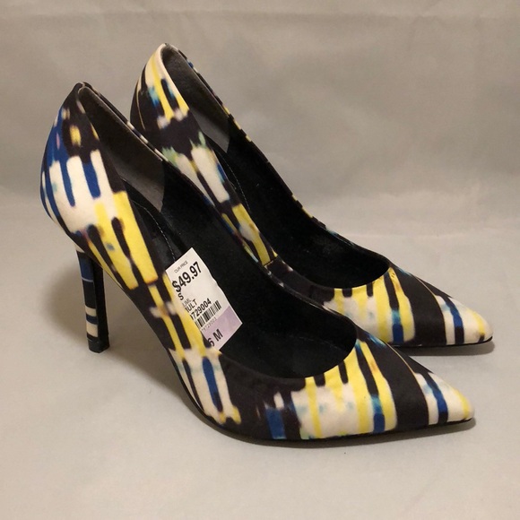 Guess pumps - Picture 1 of 6